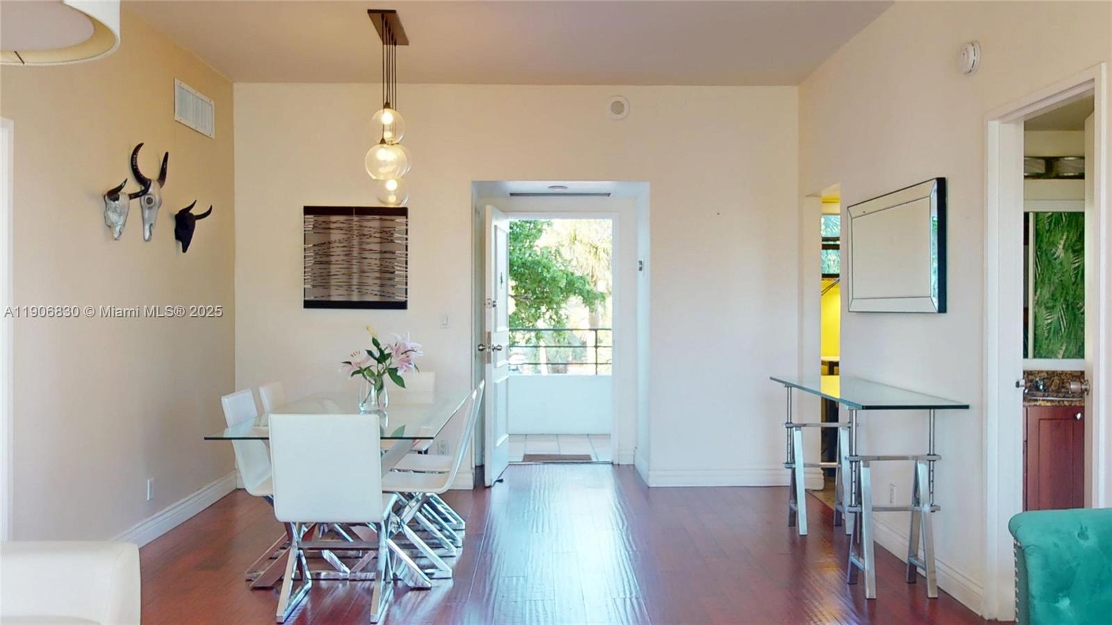 Photo of 500 THREE ISLANDS BLVD  #L 25, Hallandale Beach, Florida, 33009 - 