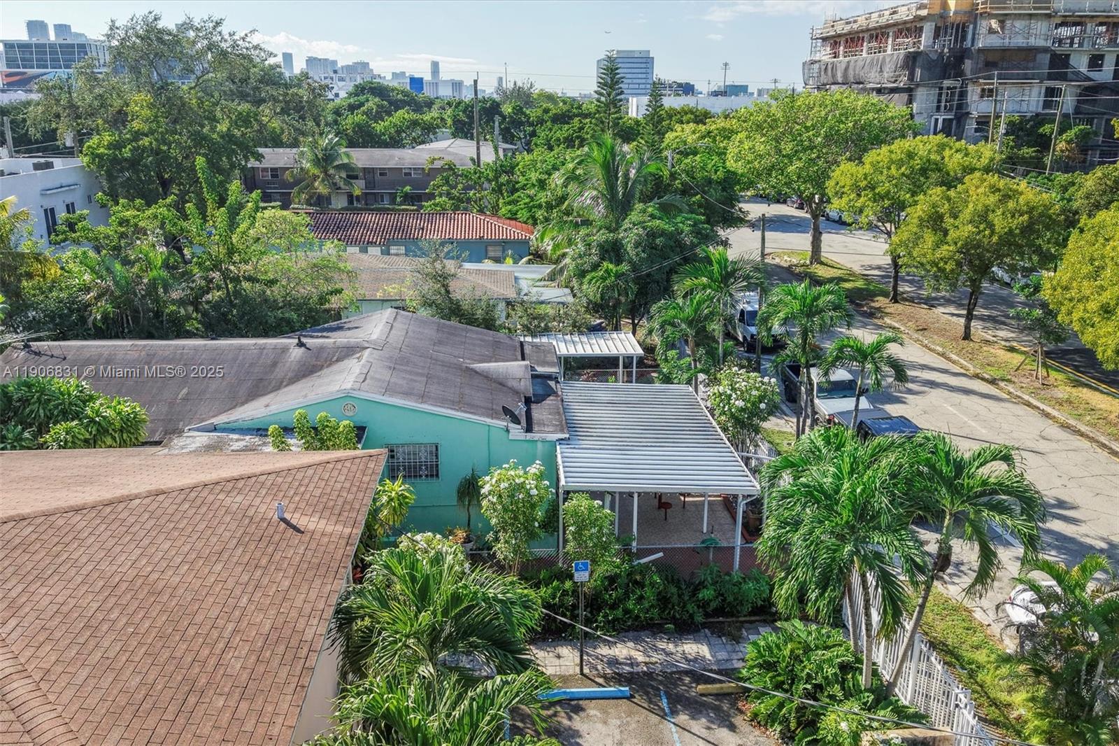   /   sq. ft. $ 2025-11-02 0 Photo