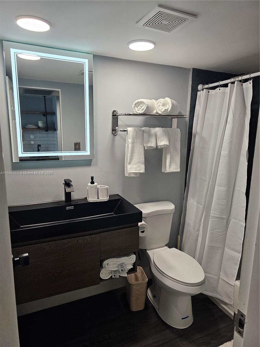 Photo of 19201 Collins Ave  #324, Sunny Isles Beach, Florida, 33160 - 