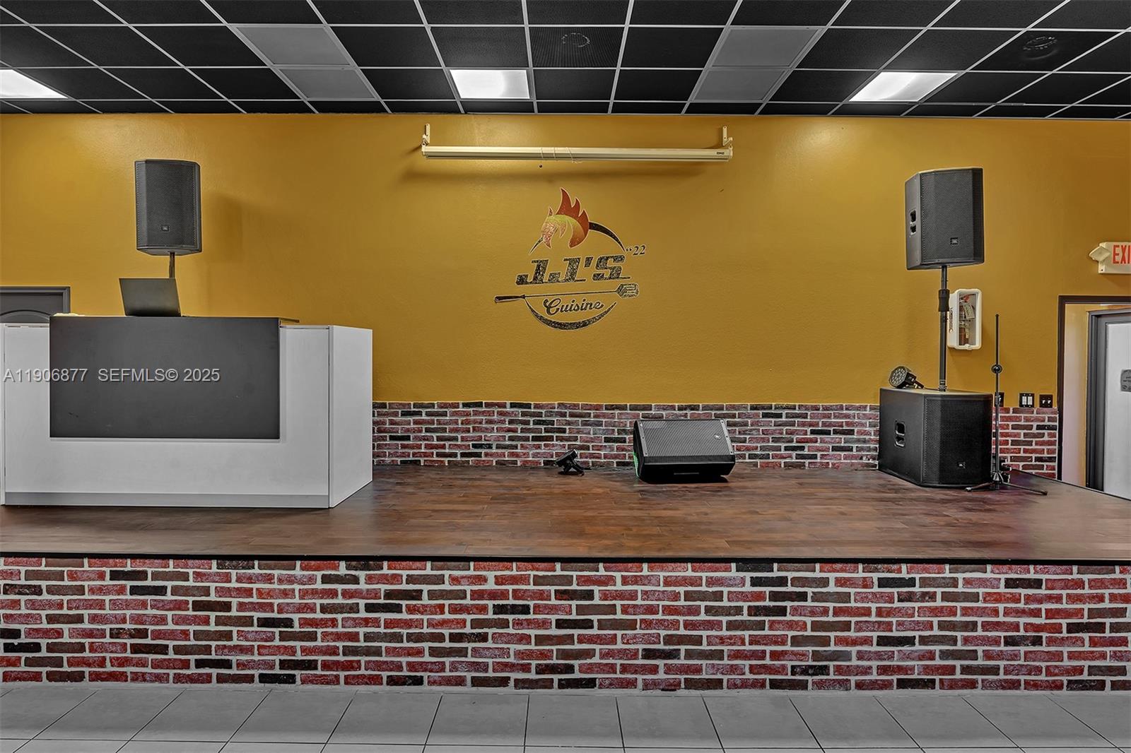 See details / sq. ft. $ 2025-12-15 0 Photo