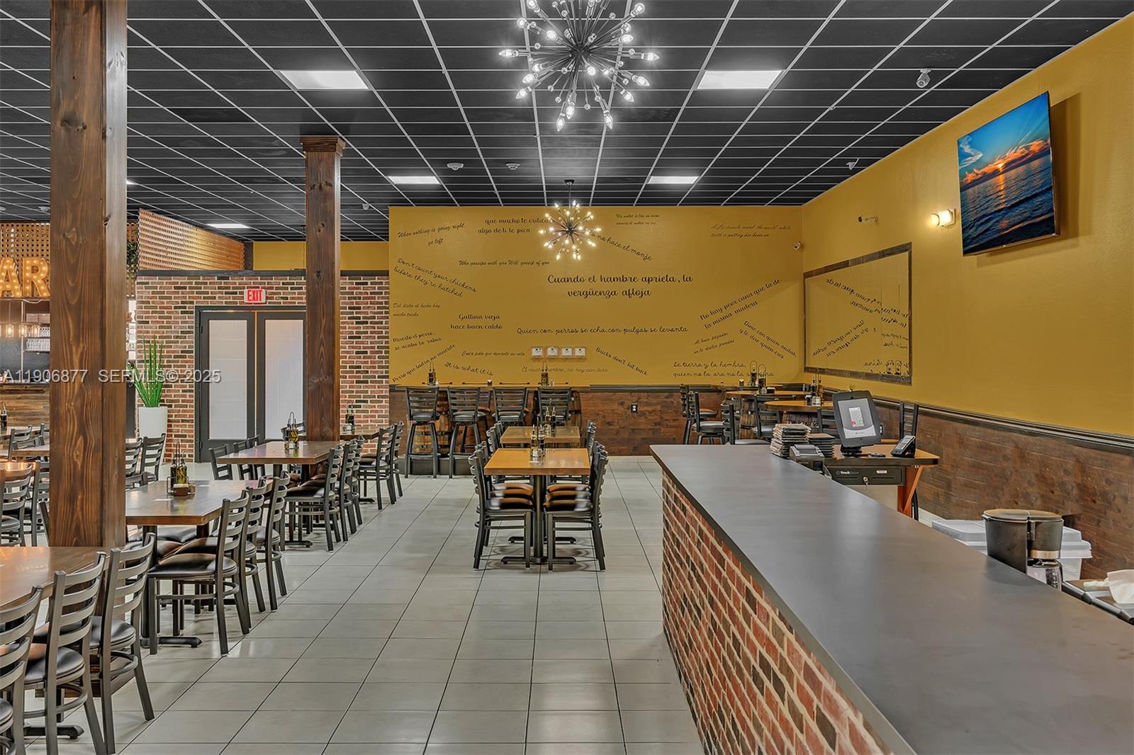 See details / sq. ft. $ 2025-12-15 0 Photo