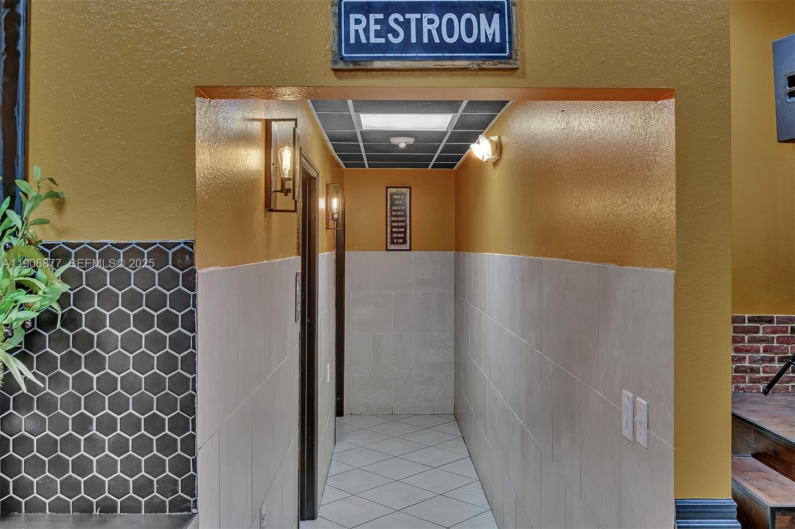 See details / sq. ft. $ 2025-12-15 0 Photo