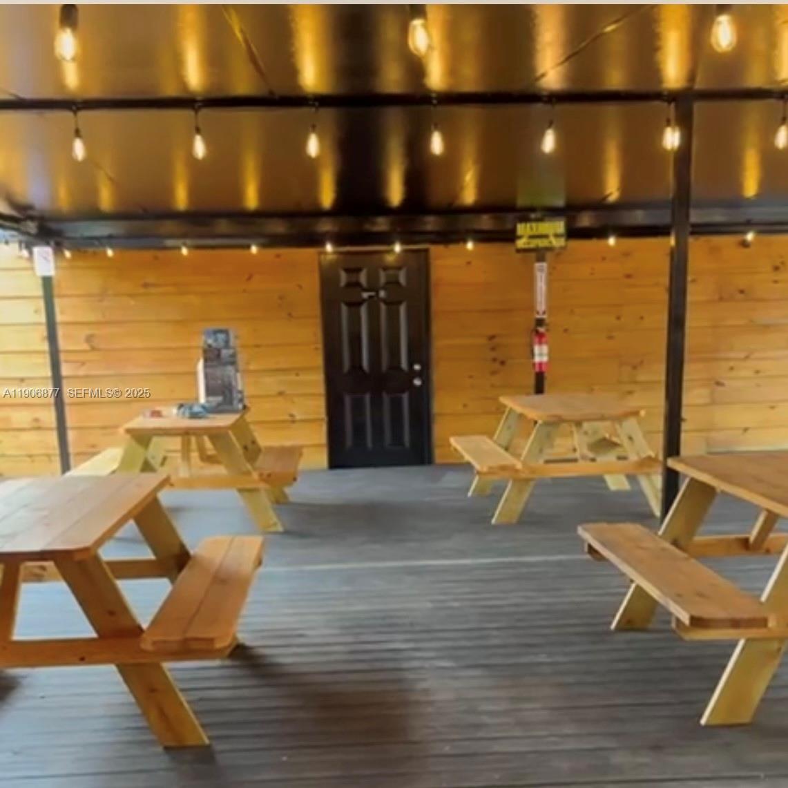 See details / sq. ft. $ 2025-12-15 0 Photo