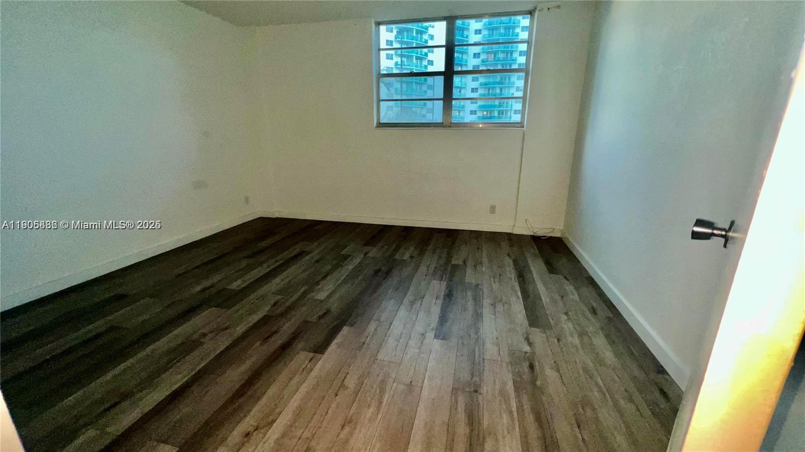 Photo of 3901 Ocean Dr  #3C, Hollywood, Florida, 33019 - 