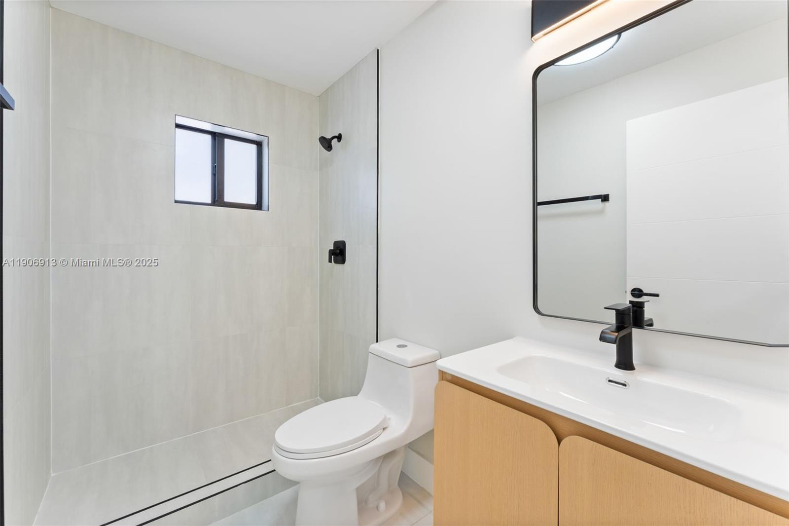 Ver detalles / 0 sq. ft. $ 2025-11-03 0 foto