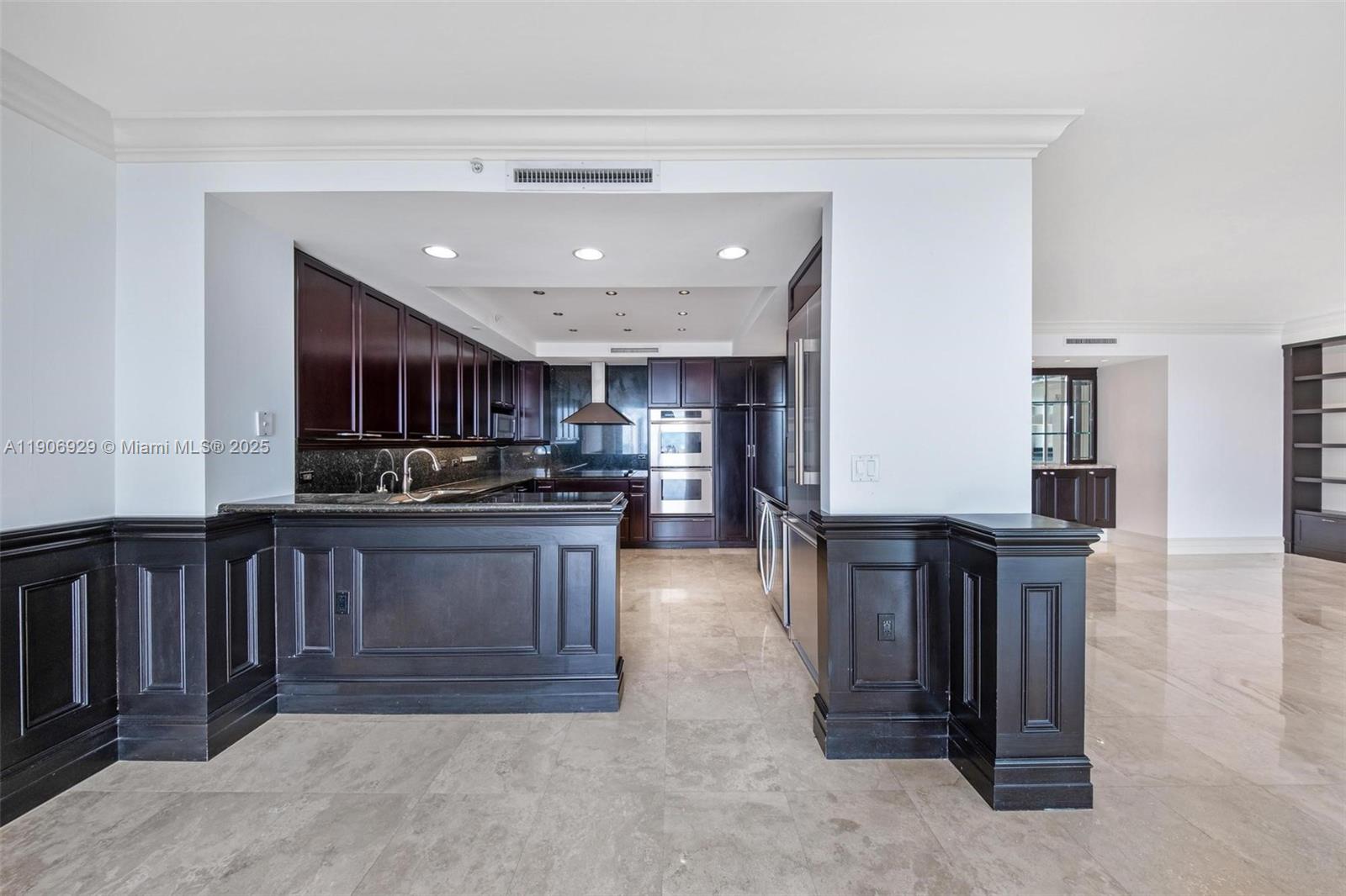 Photo of 3201 183rd St  #2506, Aventura, Florida, 33160 - 