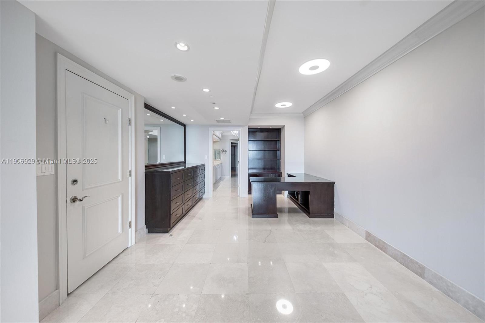 Photo of 3201 183rd St  #2506, Aventura, Florida, 33160 - 