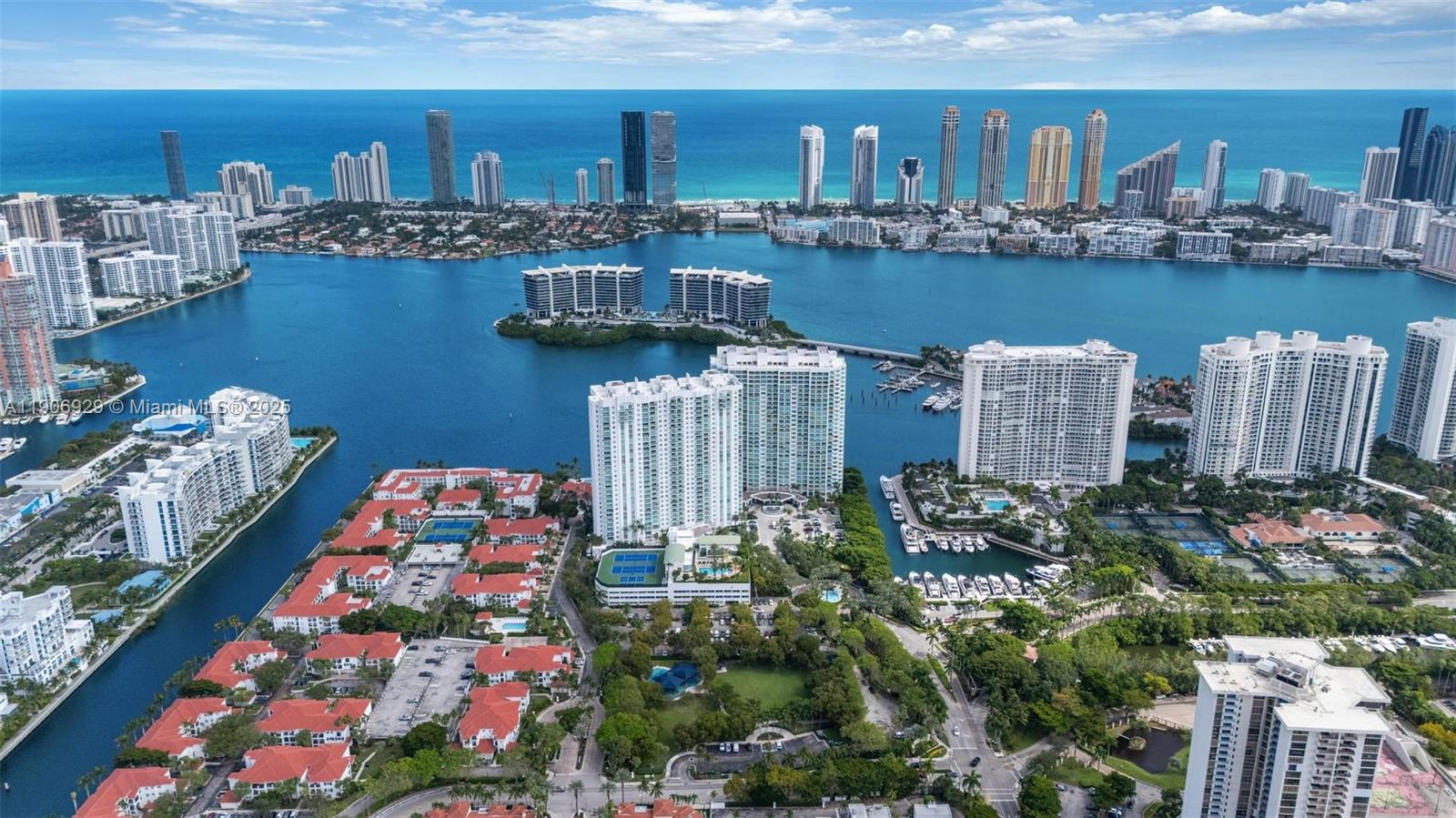 Photo of 3201 183rd St  #2506, Aventura, Florida, 33160 - 