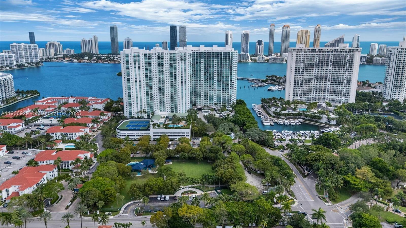 Photo of 3201 183rd St  #2506, Aventura, Florida, 33160 - 