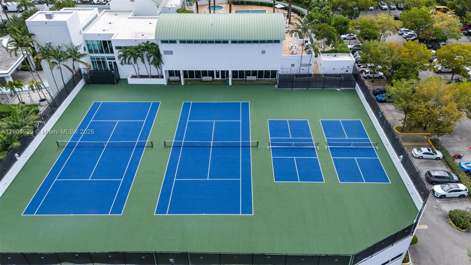 Photo of 3201 183rd St  #2506, Aventura, Florida, 33160 - 