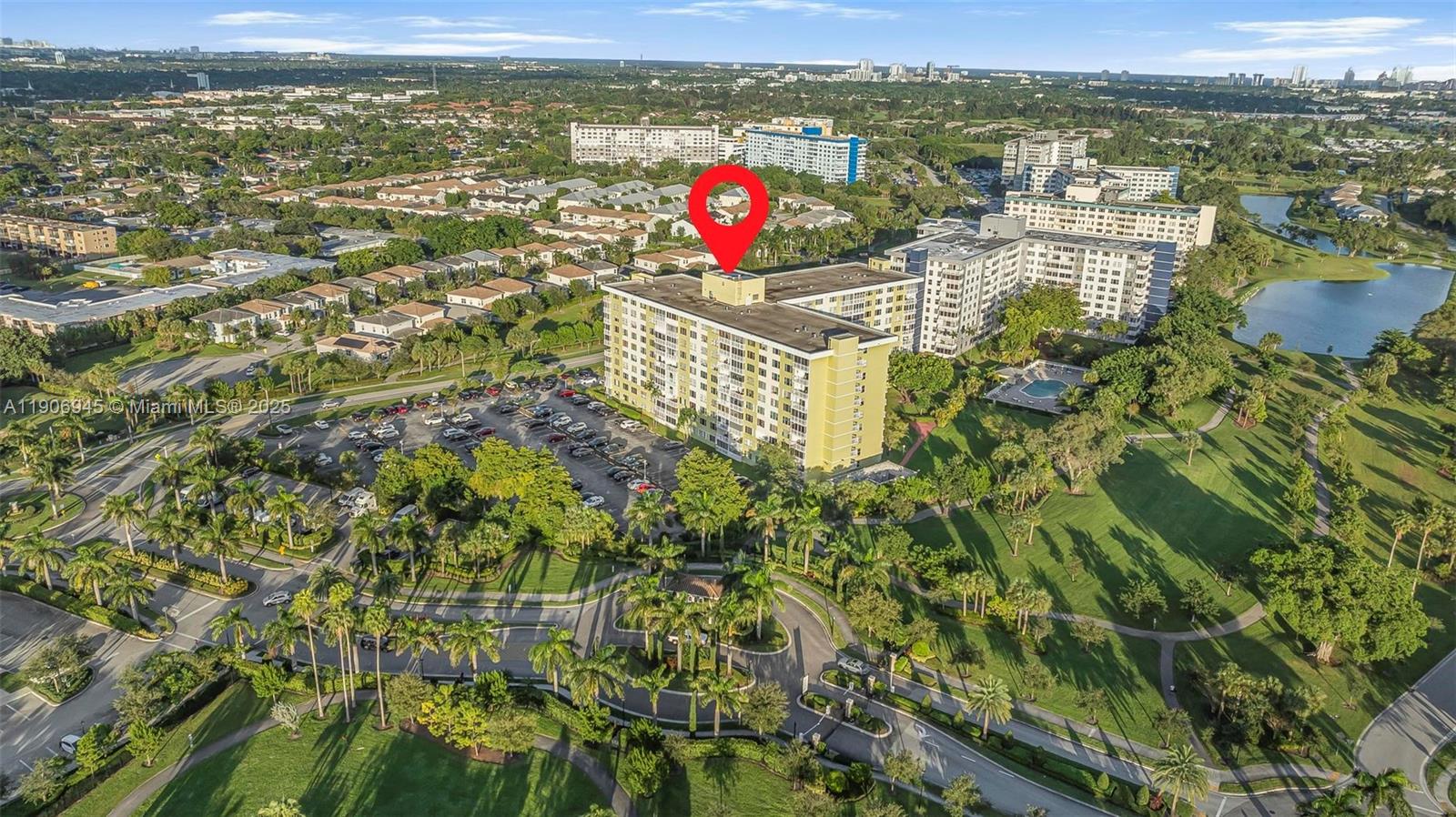 See details 912B 2 / 2 1132 sq. ft. $ 2025-11-03 0 Photo