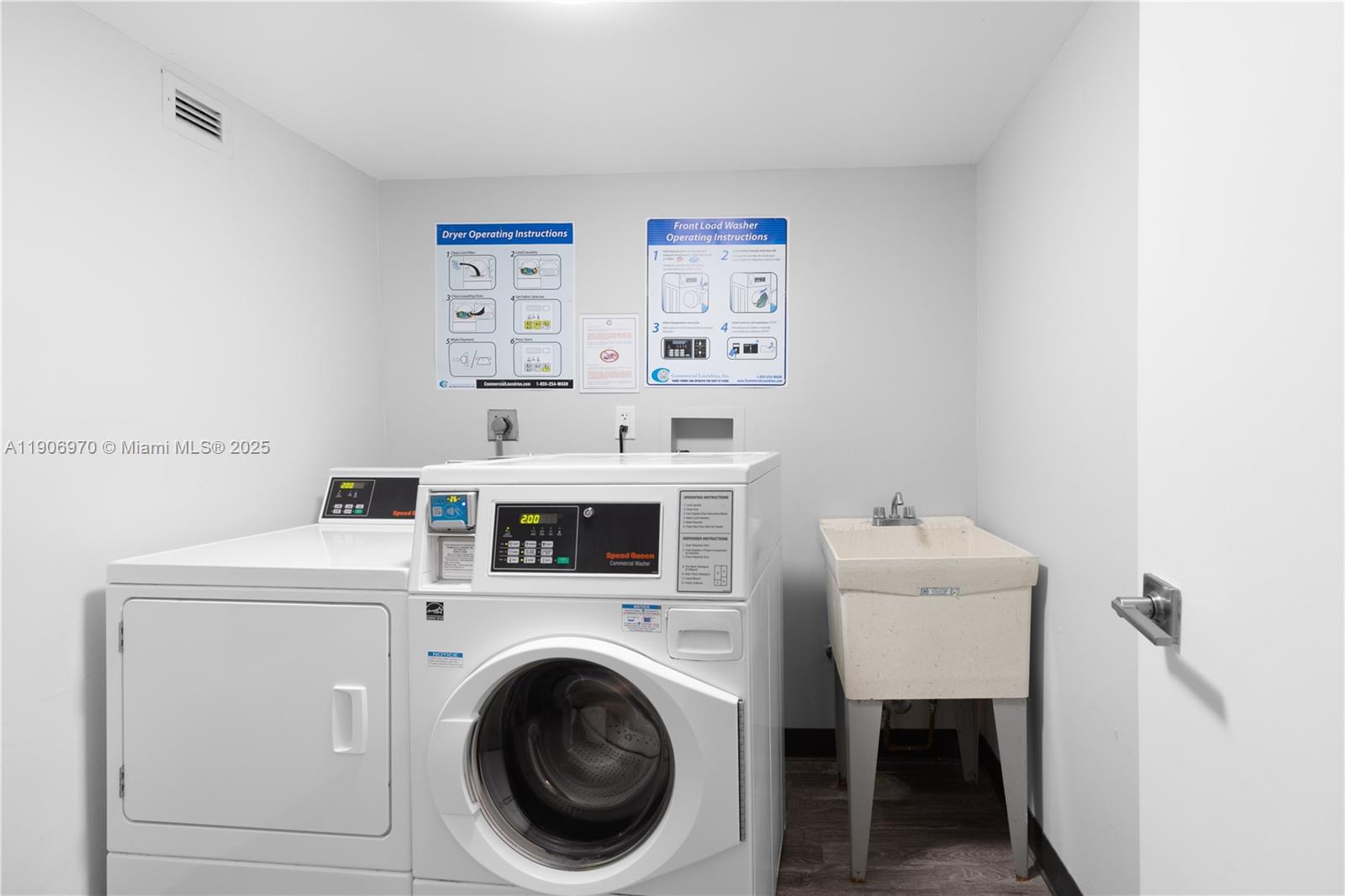 Photo of 3701 Country Club Dr #1009, Aventura, Florida, 33180 -