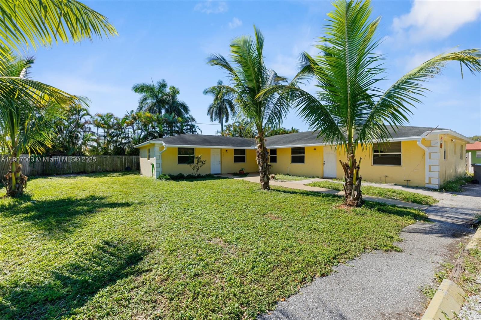   /  2498 sq. ft. $ 2025-11-03 0 Photo