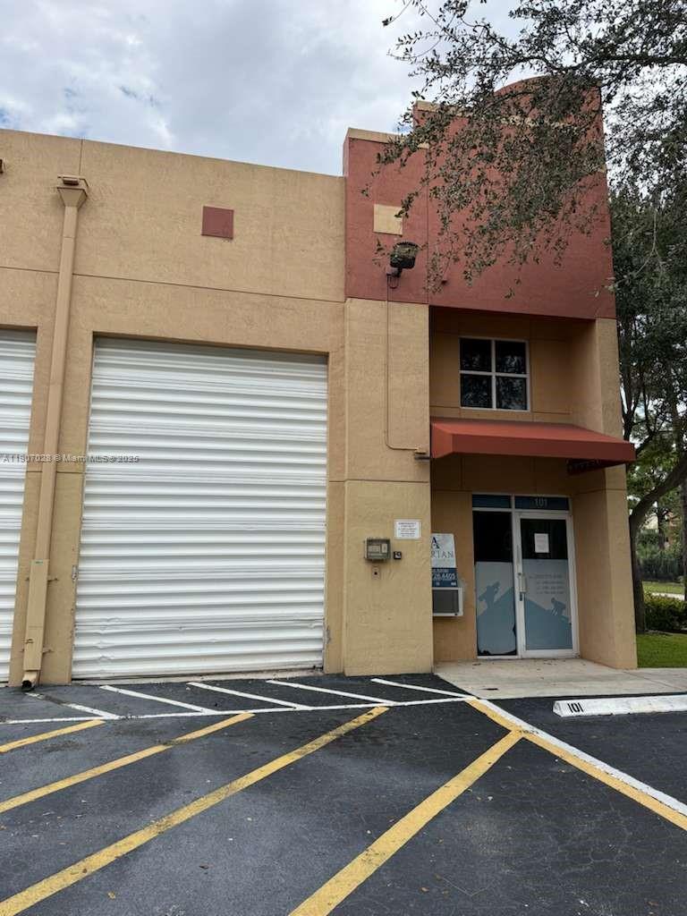 See details 101 / sq. ft. $ 2025-11-03 0 Photo