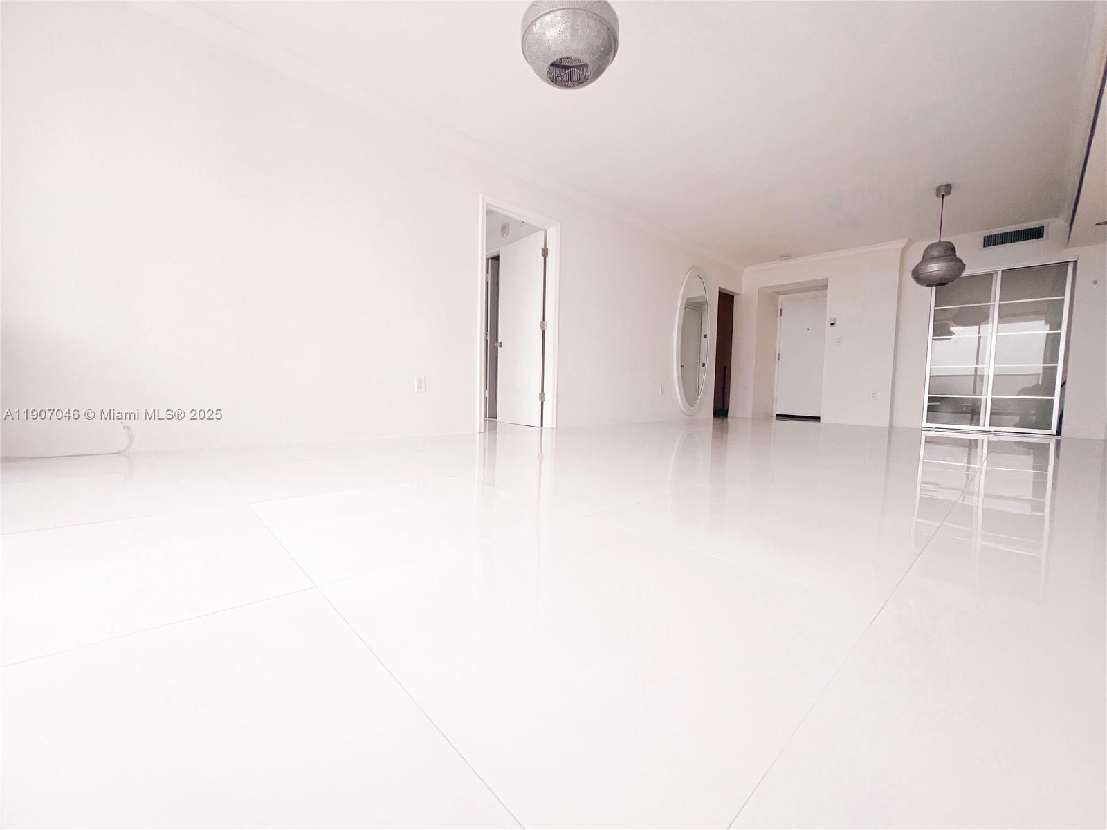 Photo of 3731 Country Club Dr  #622, Aventura, Florida, 33180 - 