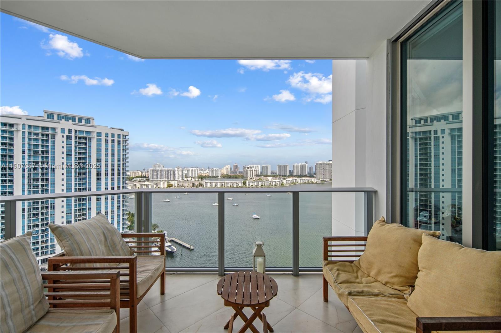 Photo of 17111 Biscayne Blvd  #1805, North Miami Beach, Florida, 33160 - 