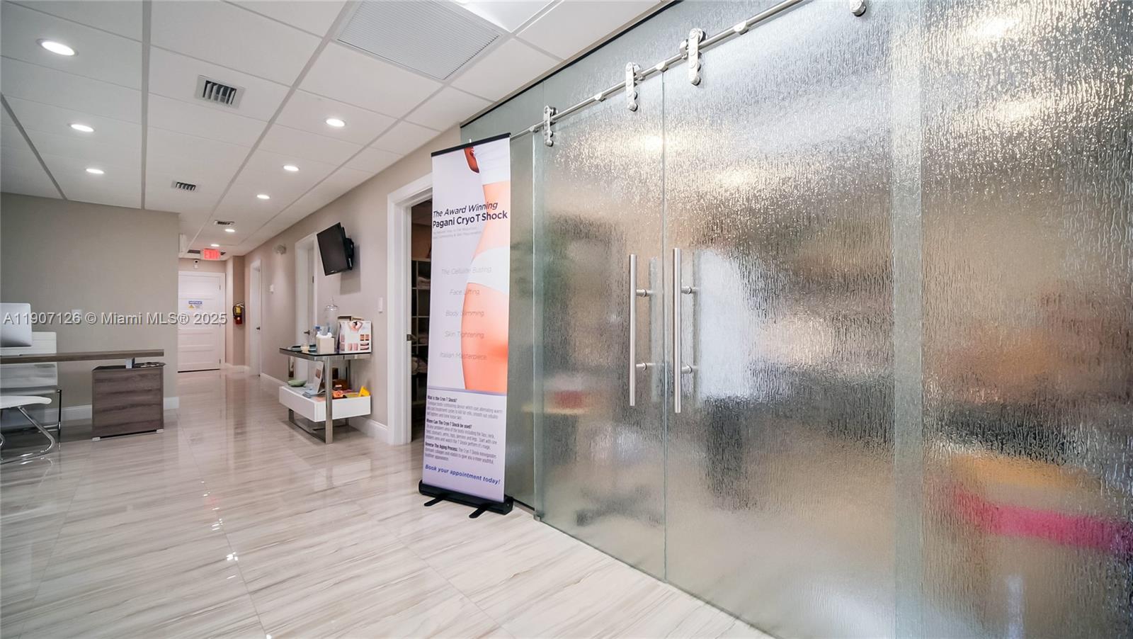 13 & 14  /   sq. ft. $ 2025-11-03 0 Photo