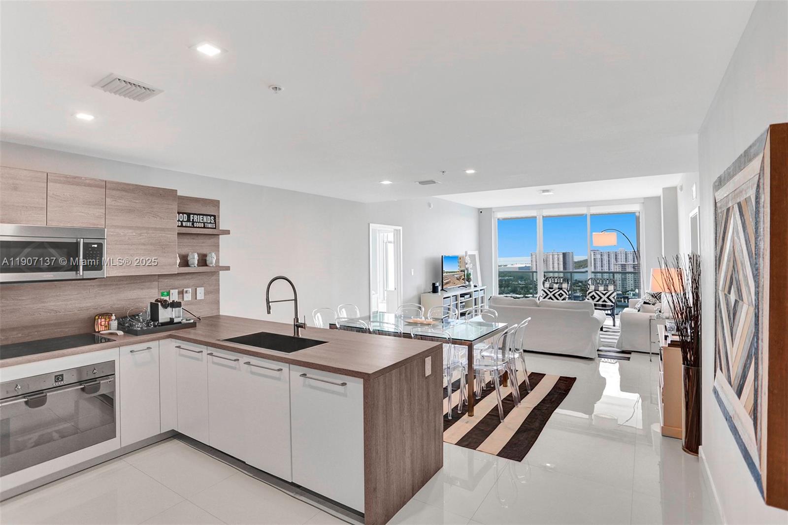 Photo of 400 Sunny Isles Blvd  #2021, Sunny Isles Beach, Florida, 33160 - 