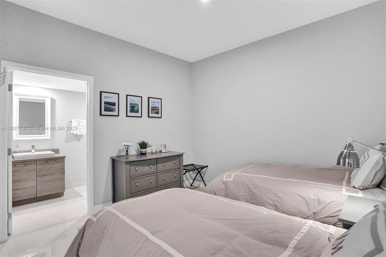 Photo of 400 Sunny Isles Blvd  #2021, Sunny Isles Beach, Florida, 33160 - 