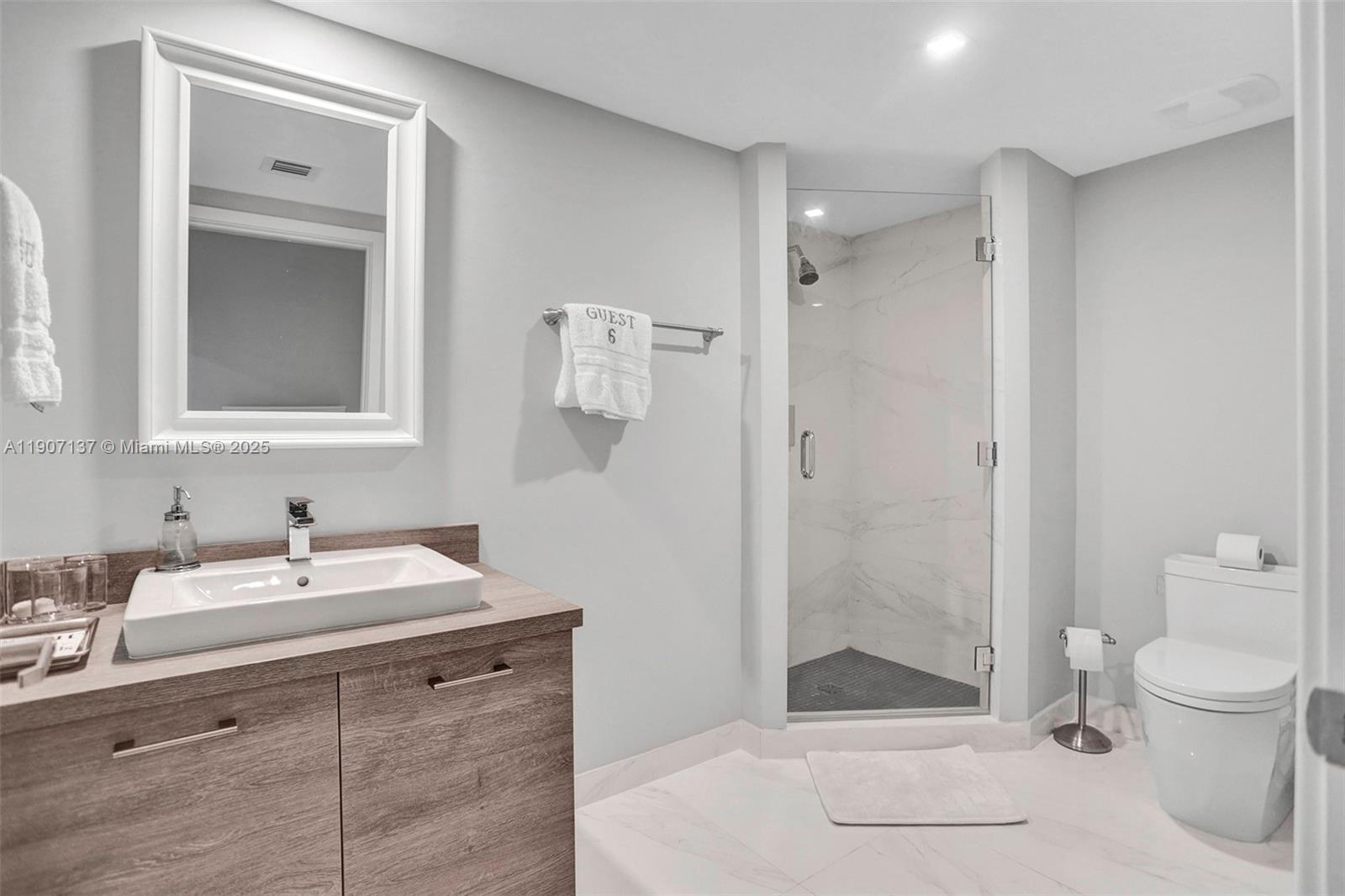 Photo of 400 Sunny Isles Blvd  #2021, Sunny Isles Beach, Florida, 33160 - 