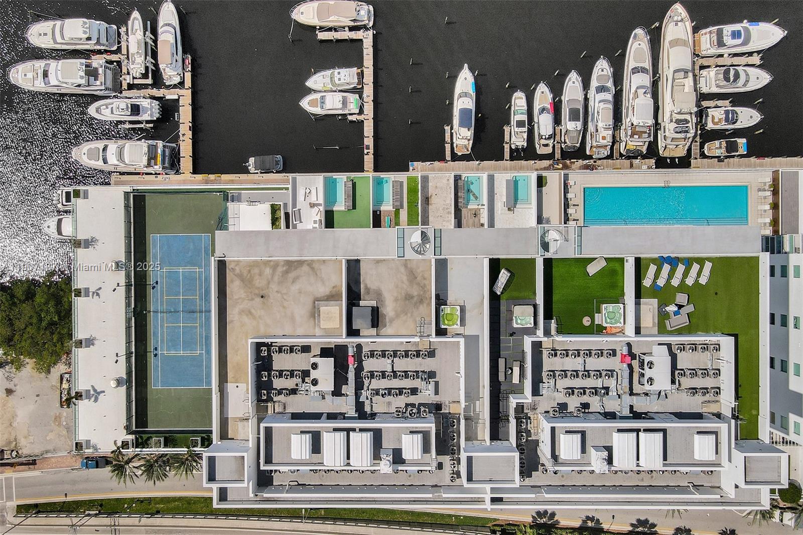 Photo of 400 Sunny Isles Blvd  #2021, Sunny Isles Beach, Florida, 33160 - 