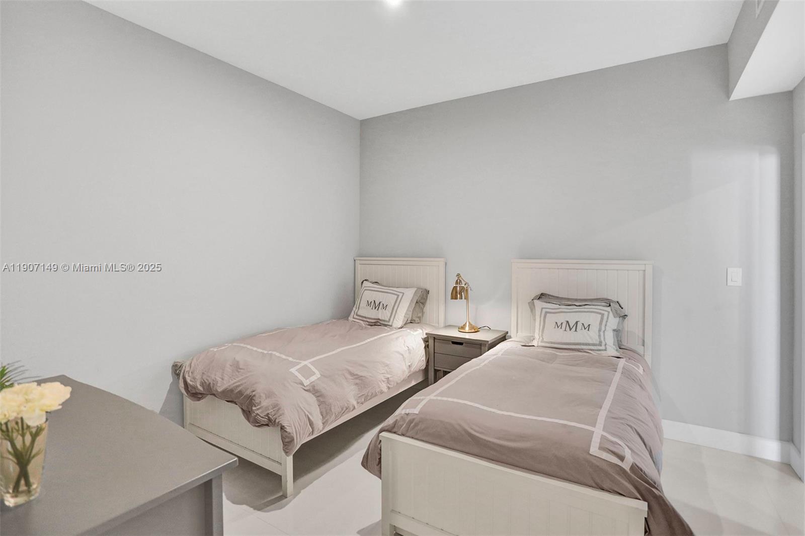 Photo of 400 Sunny Isles Blvd  #2021, Sunny Isles Beach, Florida, 33160 - 