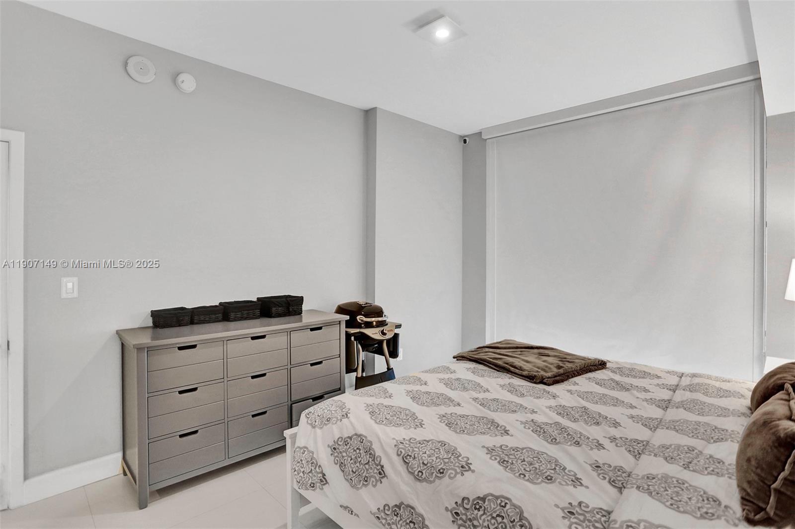 Photo of 400 Sunny Isles Blvd  #2021, Sunny Isles Beach, Florida, 33160 - 