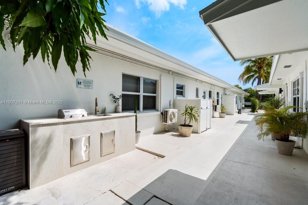   /  5144 sq. ft. $ 2025-11-03 0 Photo