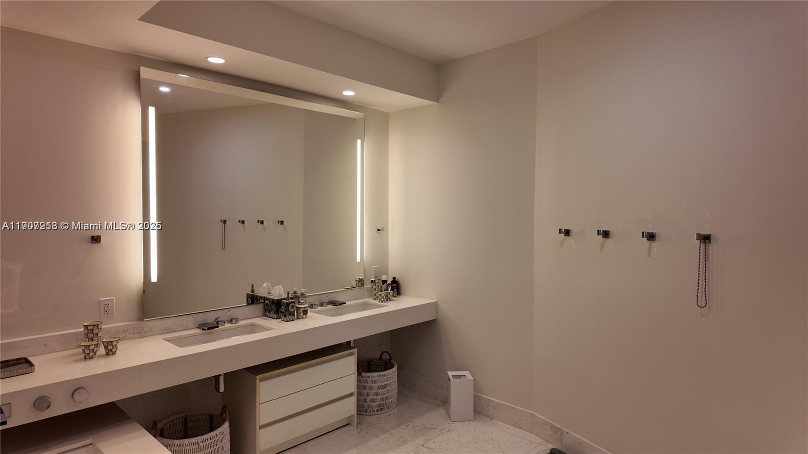 Photo of 18555 Collins Ave  #905, Sunny Isles Beach, Florida, 33160 - 