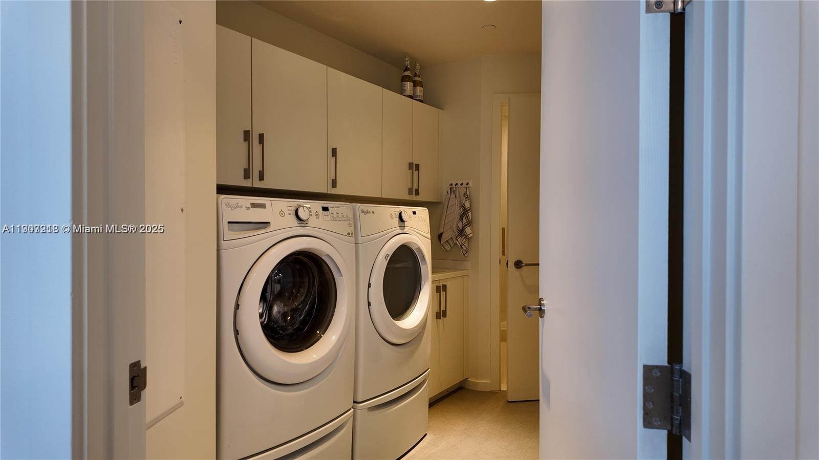 Photo of 18555 Collins Ave  #905, Sunny Isles Beach, Florida, 33160 - 