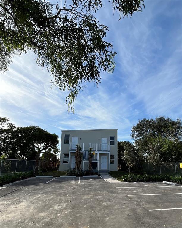   / 0 2286 sq. ft. $ 2026-03-04 0 foto