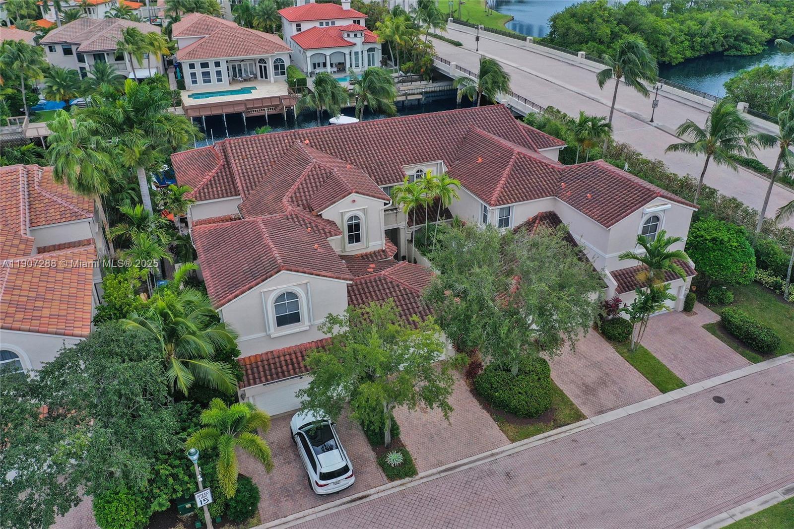 Photo of 1385 Harbor Vw E  (1385), Hollywood, Florida, 33019 - 