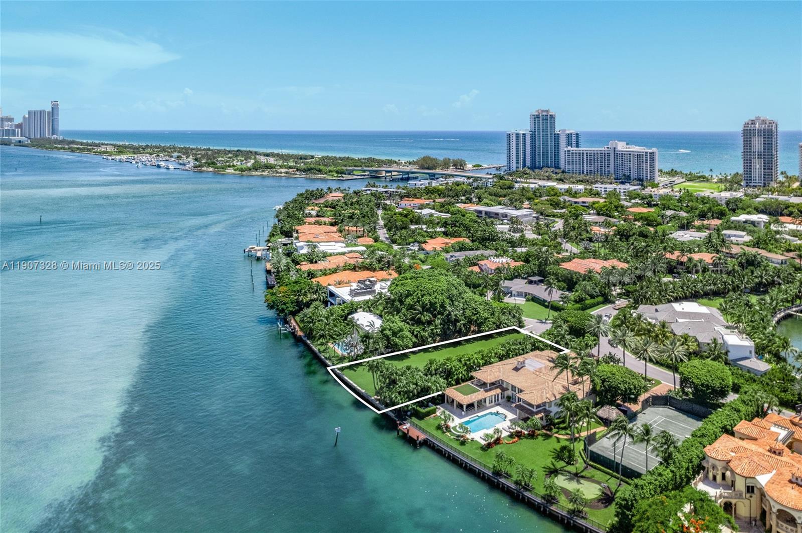 Ver detalles / sq. ft. $ 2025-11-03 0 foto