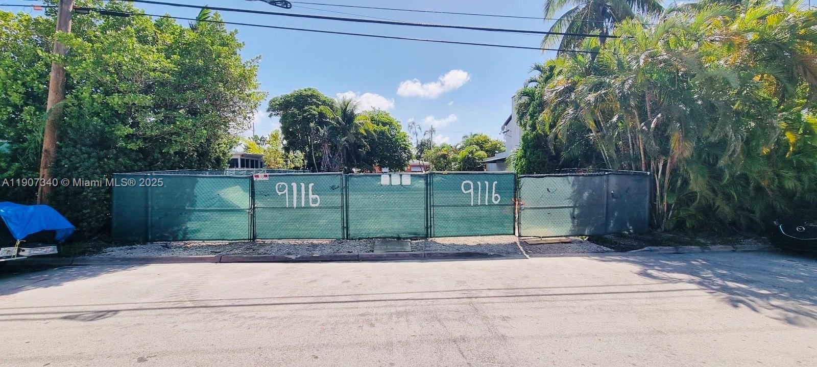 Подробнее / кв.футов $ 2025-11-03 0 Фото