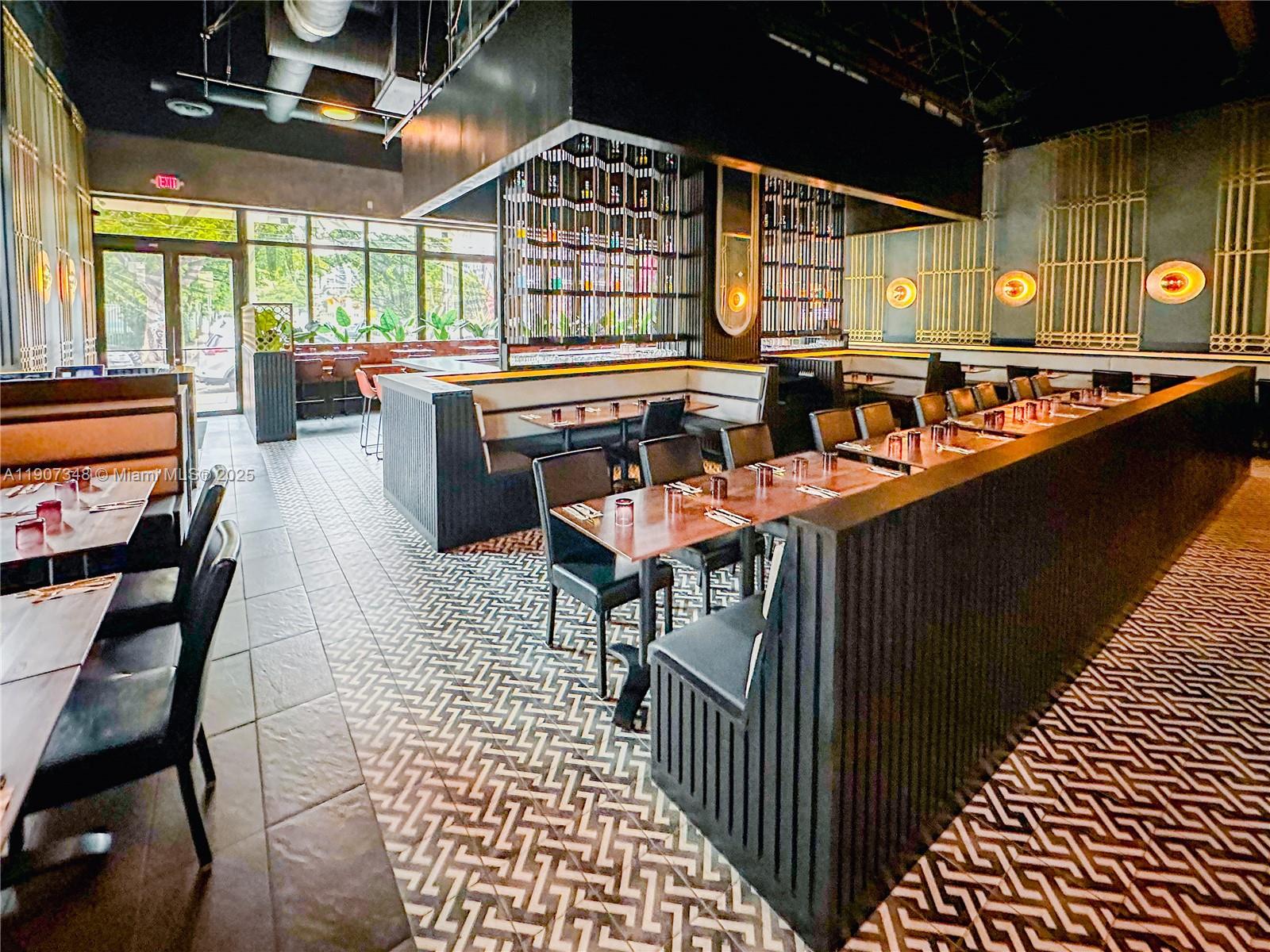 Подробнее / кв.футов $ 2025-11-03 0 Фото