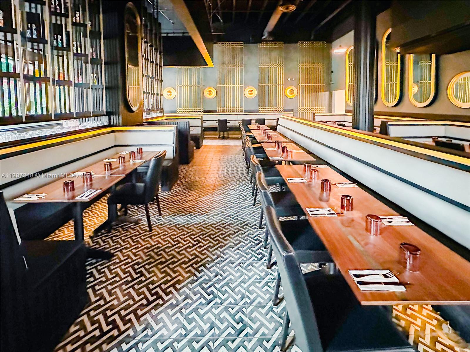 Подробнее / кв.футов $ 2025-11-03 0 Фото