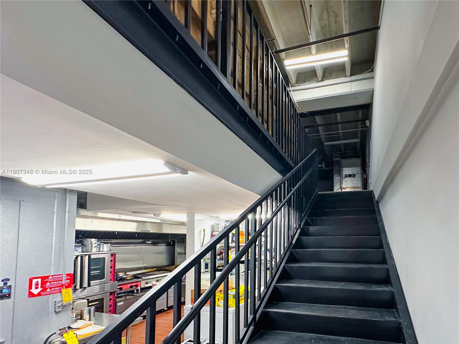 Подробнее / кв.футов $ 2025-11-03 0 Фото