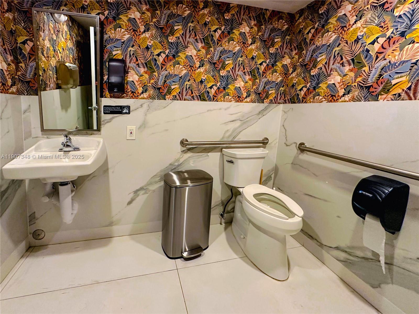 Подробнее / кв.футов $ 2025-11-03 0 Фото