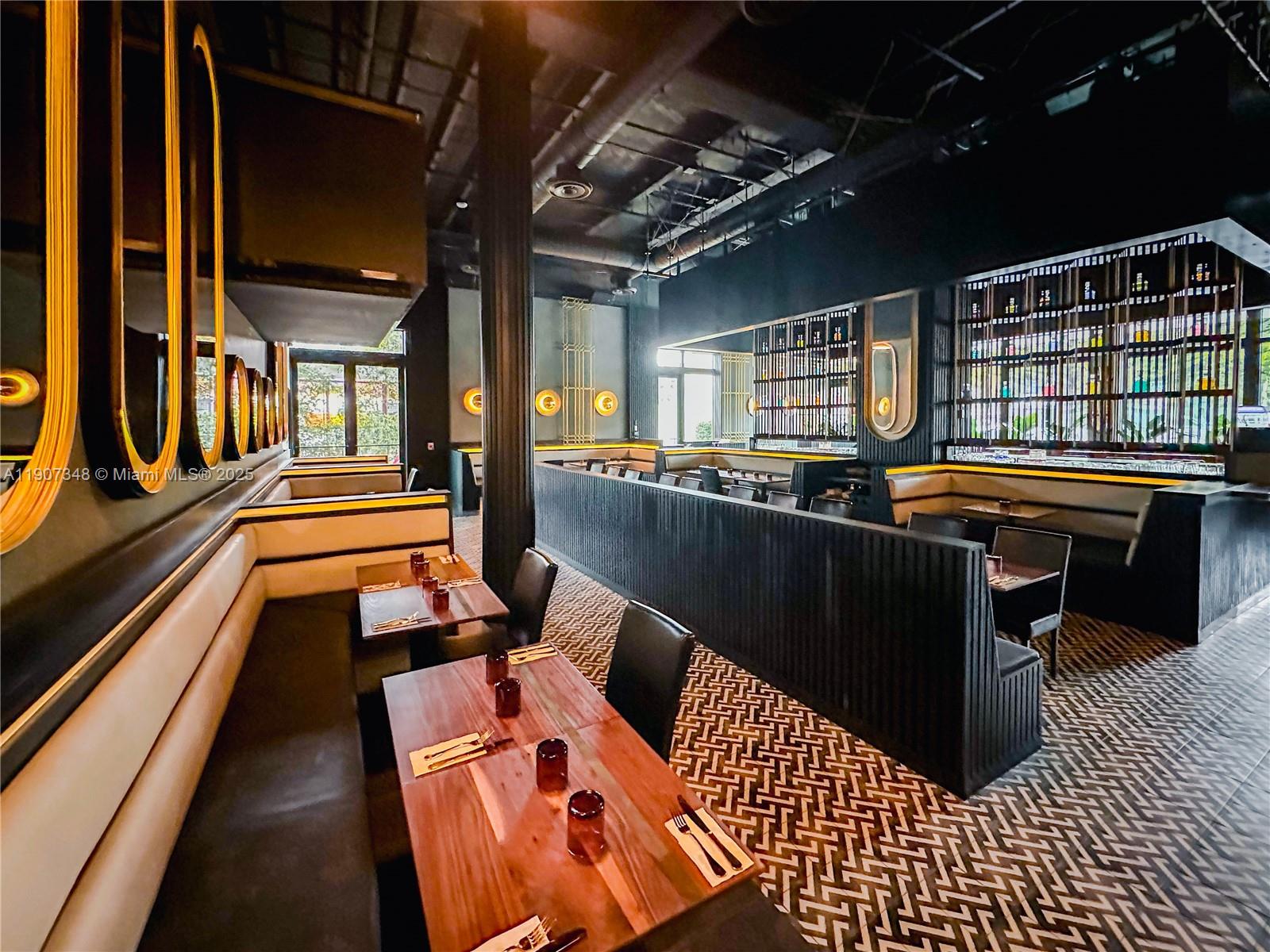 Подробнее / кв.футов $ 2025-11-03 0 Фото