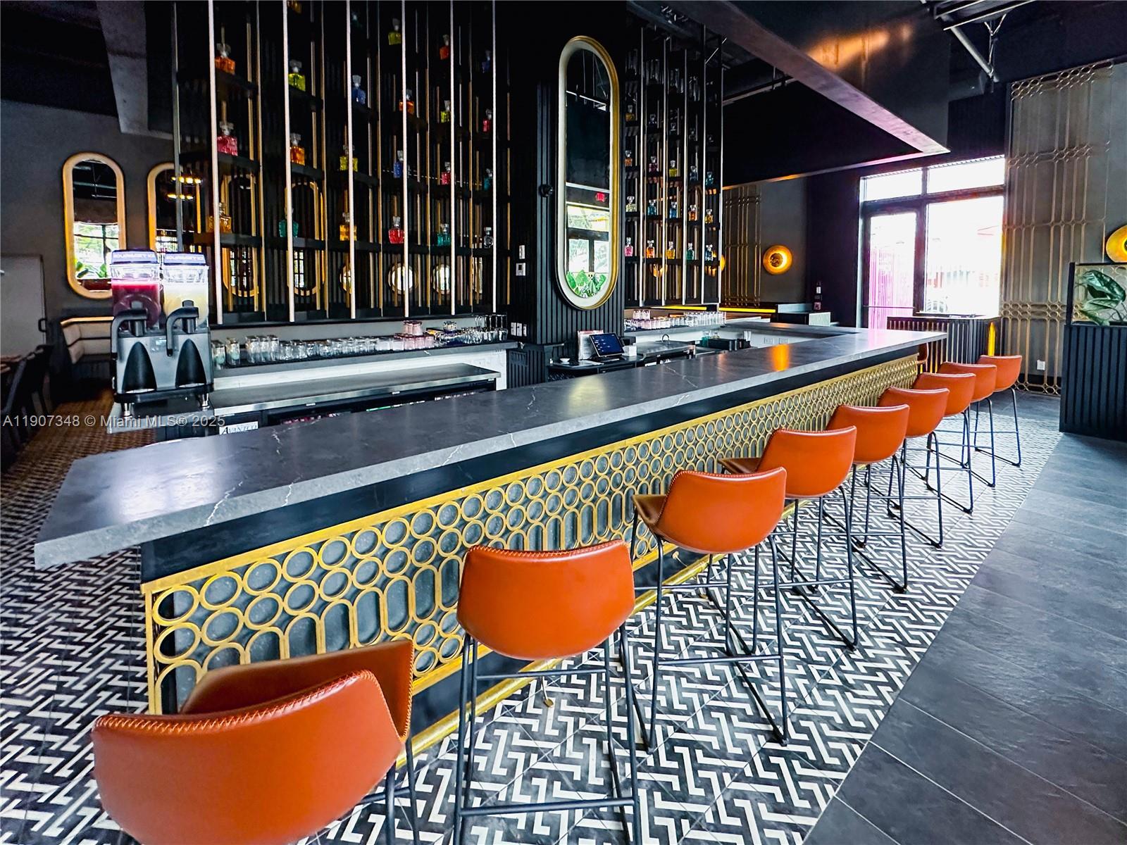 Подробнее / кв.футов $ 2025-11-03 0 Фото