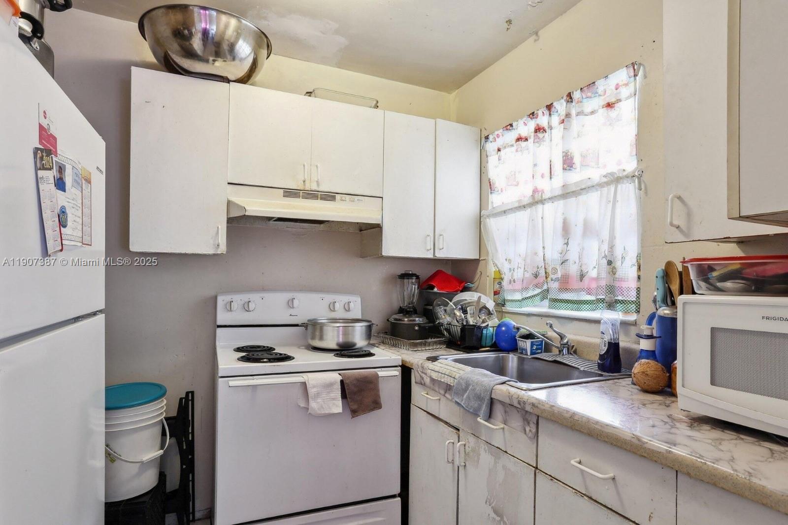 Ver detalles / 2219 sq. ft. $ 2025-11-03 0 foto