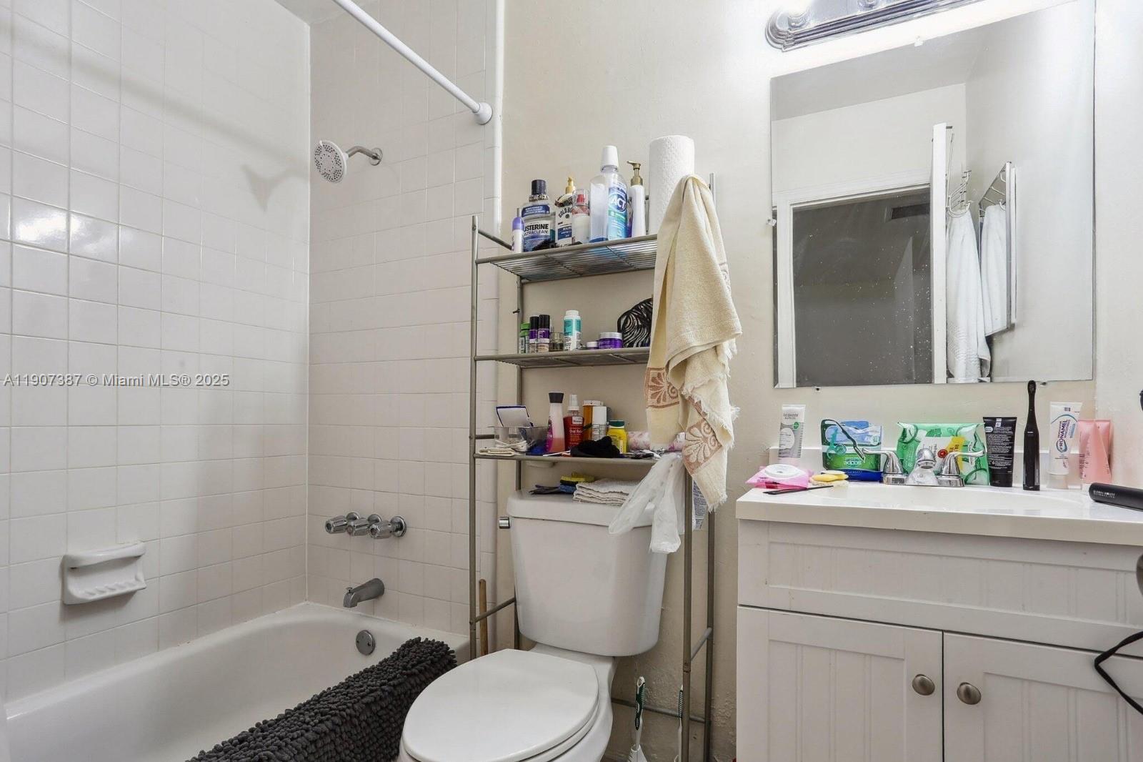 Ver detalles / 2219 sq. ft. $ 2025-11-03 0 foto