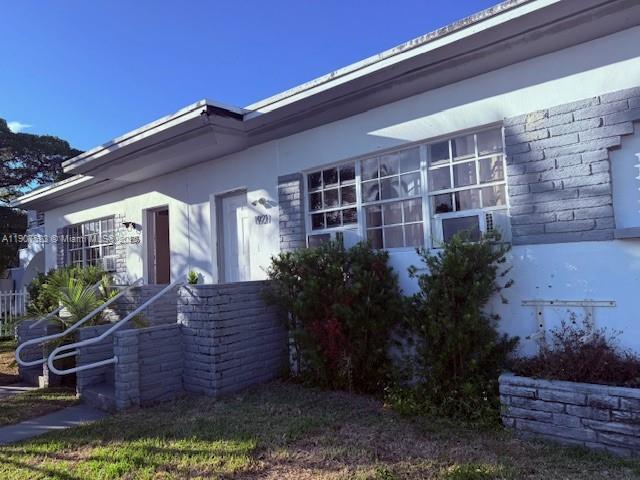   /  2700 sq. ft. $ 2025-11-11 0 Photo