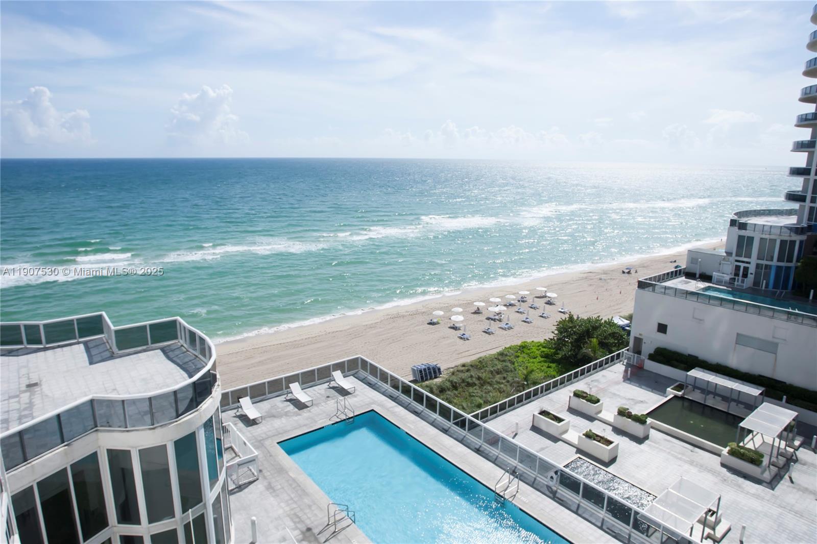 See details 802 3 / 4 1979 sq. ft. $ 2025-11-03 0 Photo