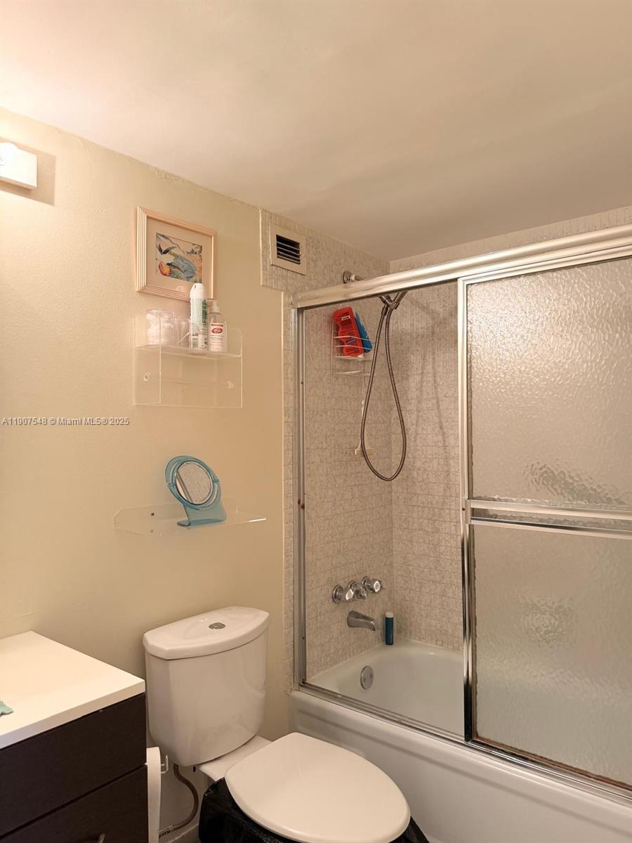 Photo of 501 Three Islands Blvd #305, Hallandale Beach, Florida, 33009 -