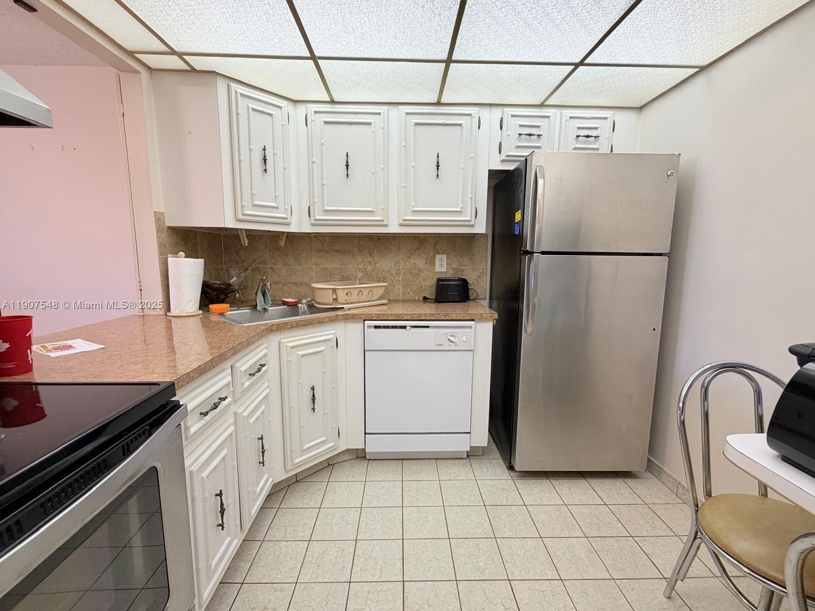 Photo of 501 Three Islands Blvd #305, Hallandale Beach, Florida, 33009 -