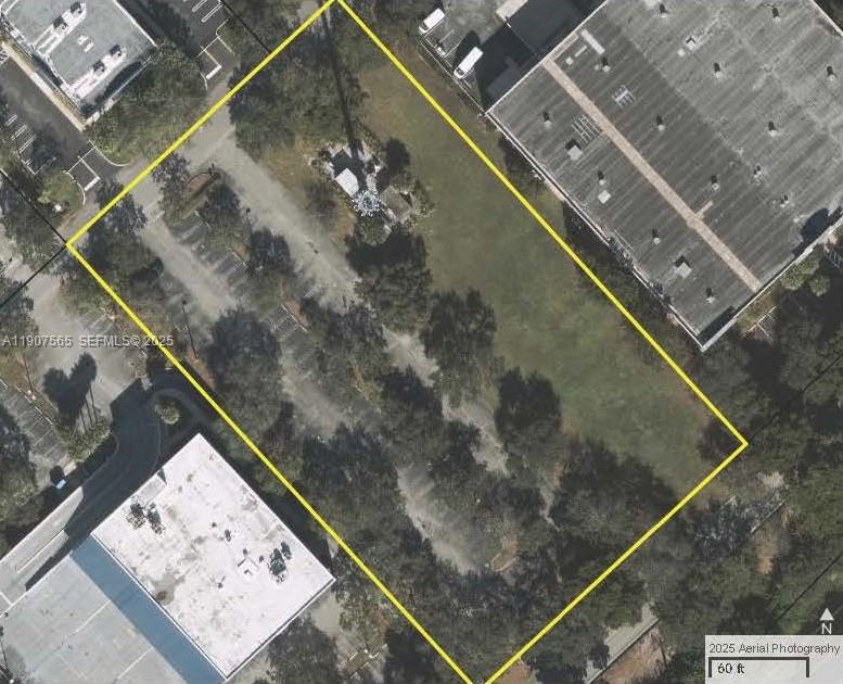 See details / sq. ft. $ 2025-11-03 0 Photo