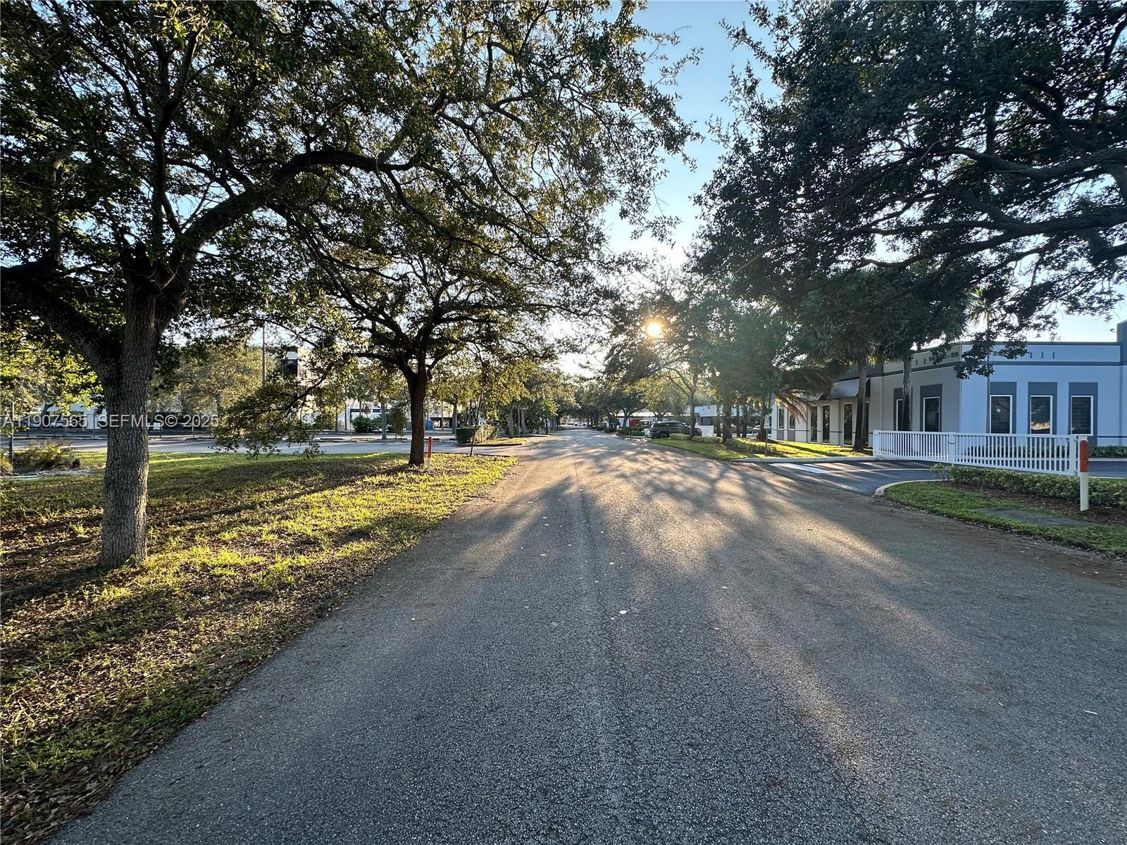 See details / sq. ft. $ 2025-11-03 0 Photo