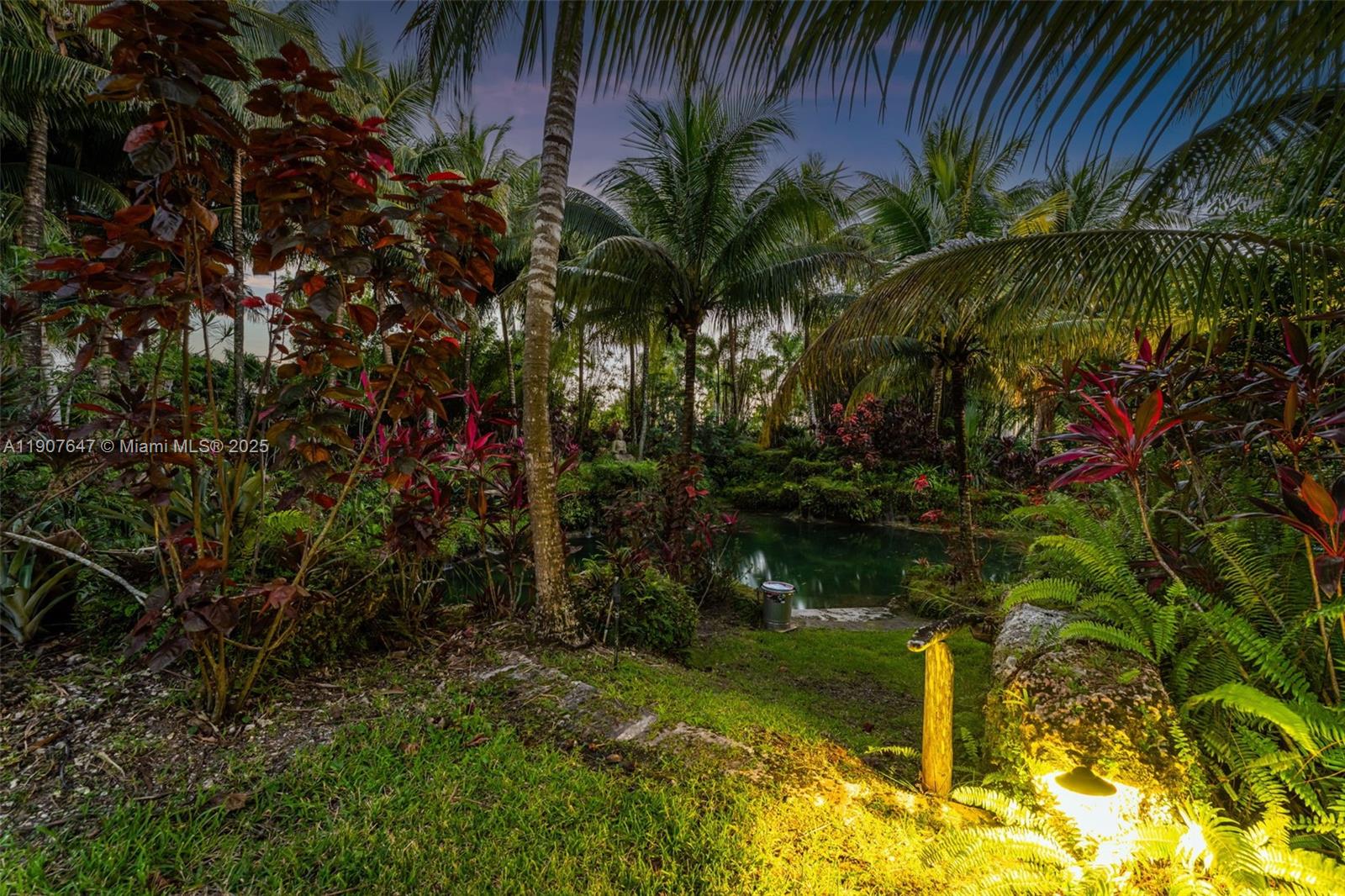 See details / sq. ft. $ 2025-11-04 0 Photo