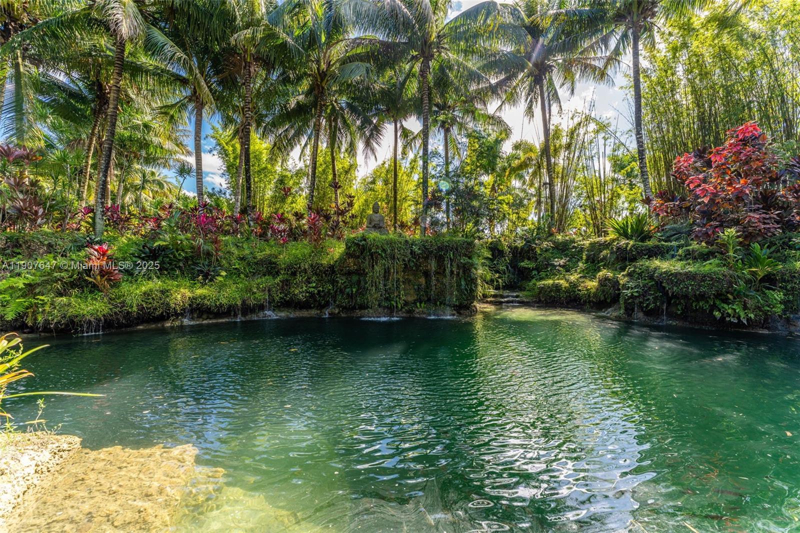 See details / sq. ft. $ 2025-11-04 0 Photo